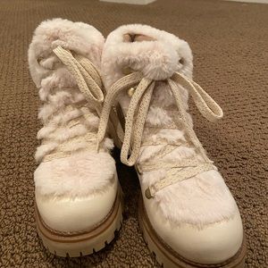 Winter boots